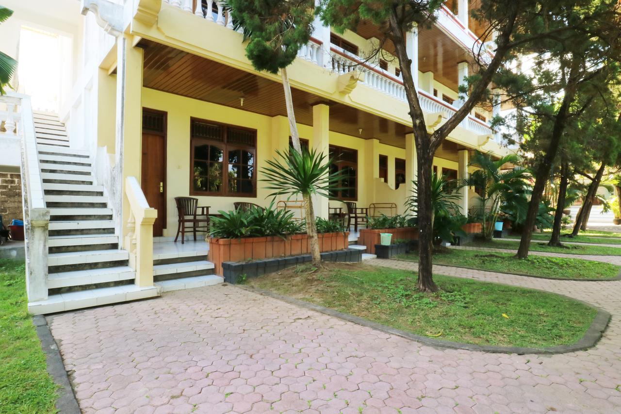 Mekar Jaya Bungalows Kuta Lombok Exterior foto