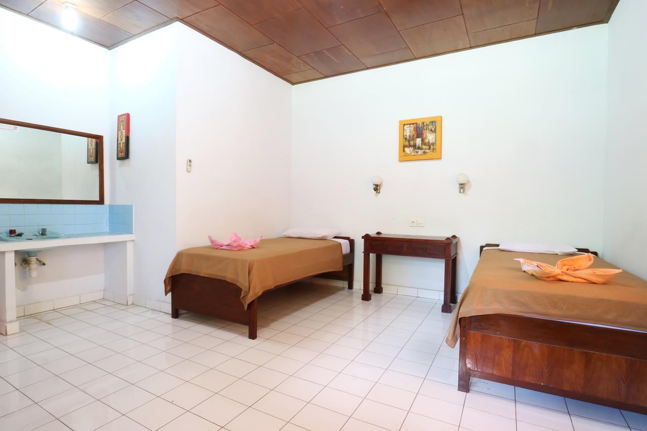 Mekar Jaya Bungalows Kuta Lombok Exterior foto