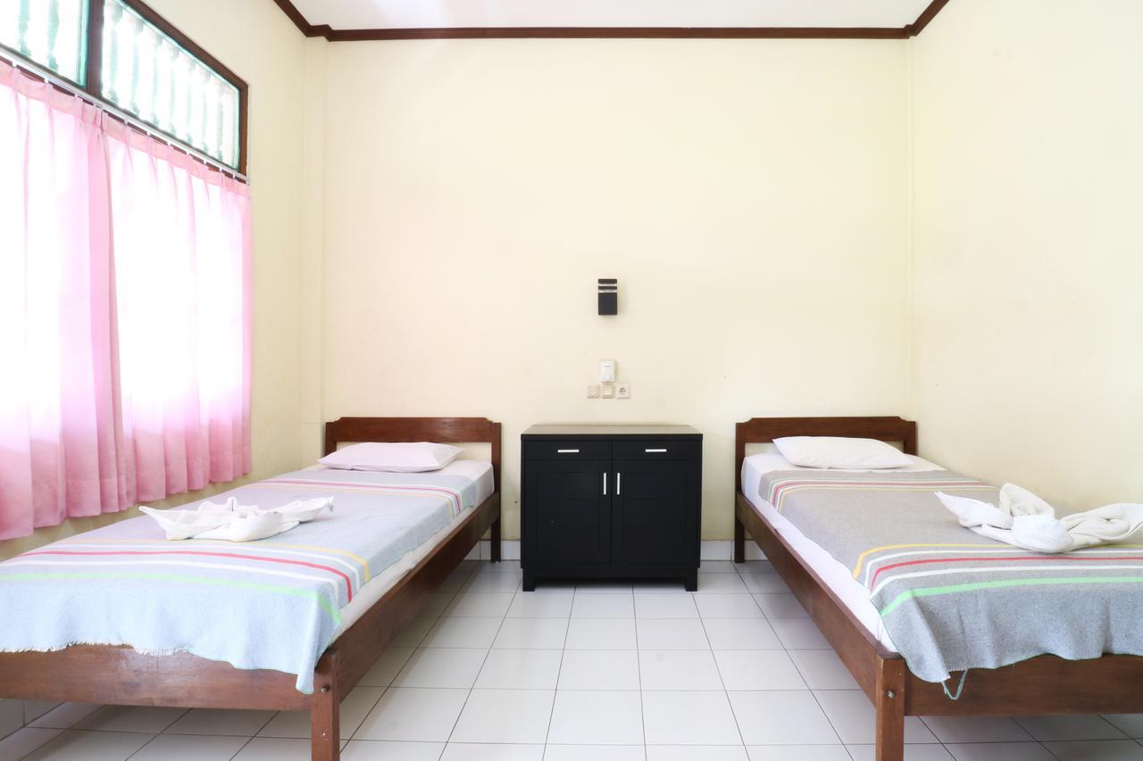 Mekar Jaya Bungalows Kuta Lombok Exterior foto